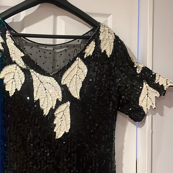 Vintage, 100% pure silk size 3X evening gown. Black and white. - Picture 13 of 16